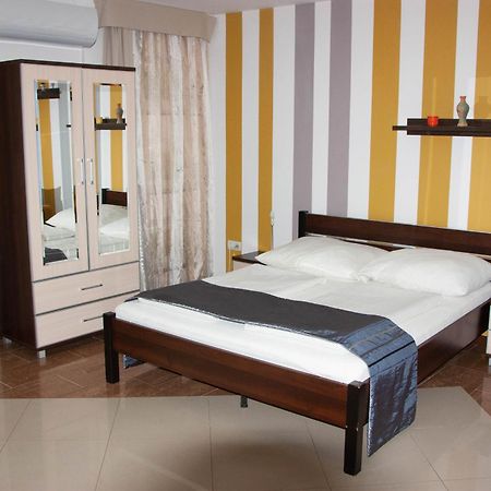Hotel Aquarius Vendeghaz Szegedin Exterior foto