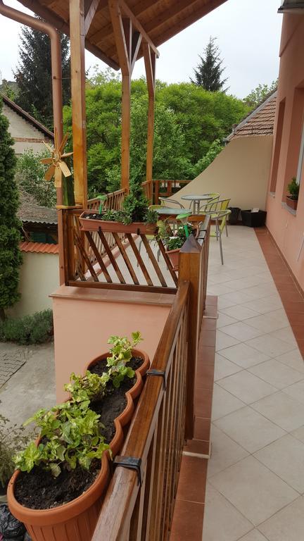 Hotel Aquarius Vendeghaz Szegedin Exterior foto